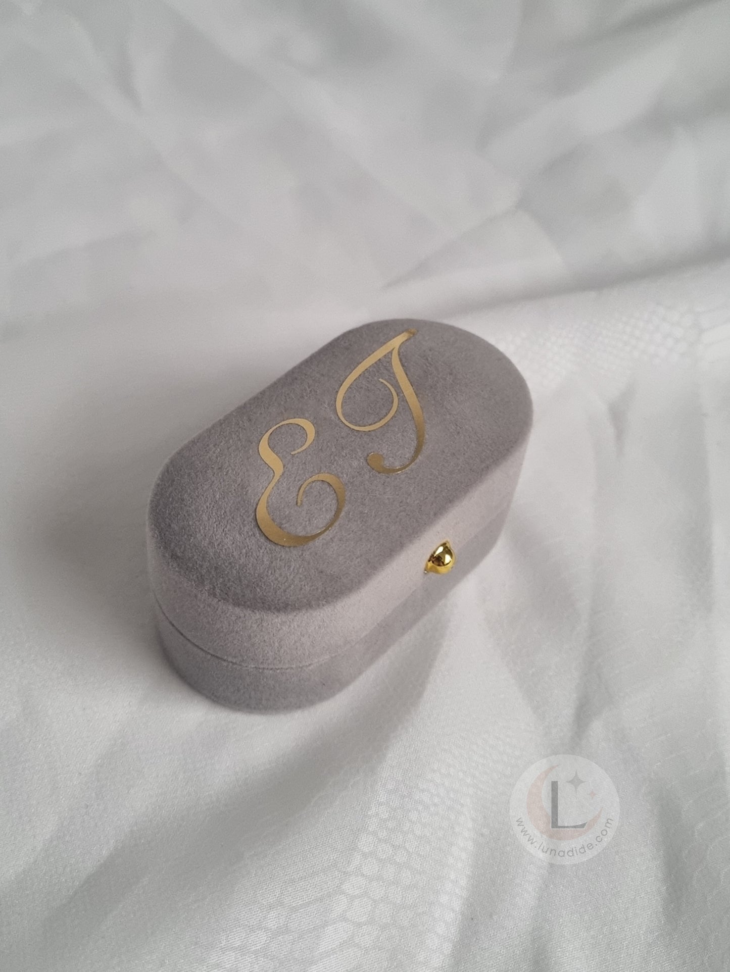 Ringendoos ''Serica''